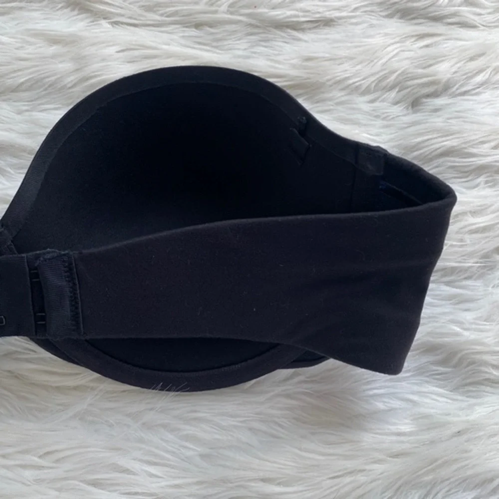 Maidenform |‎ Black Strapless Bra